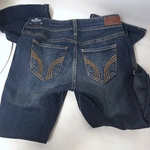 Hollister Low Rise Boot Cut Jeans 26x30 & 26x32NWT